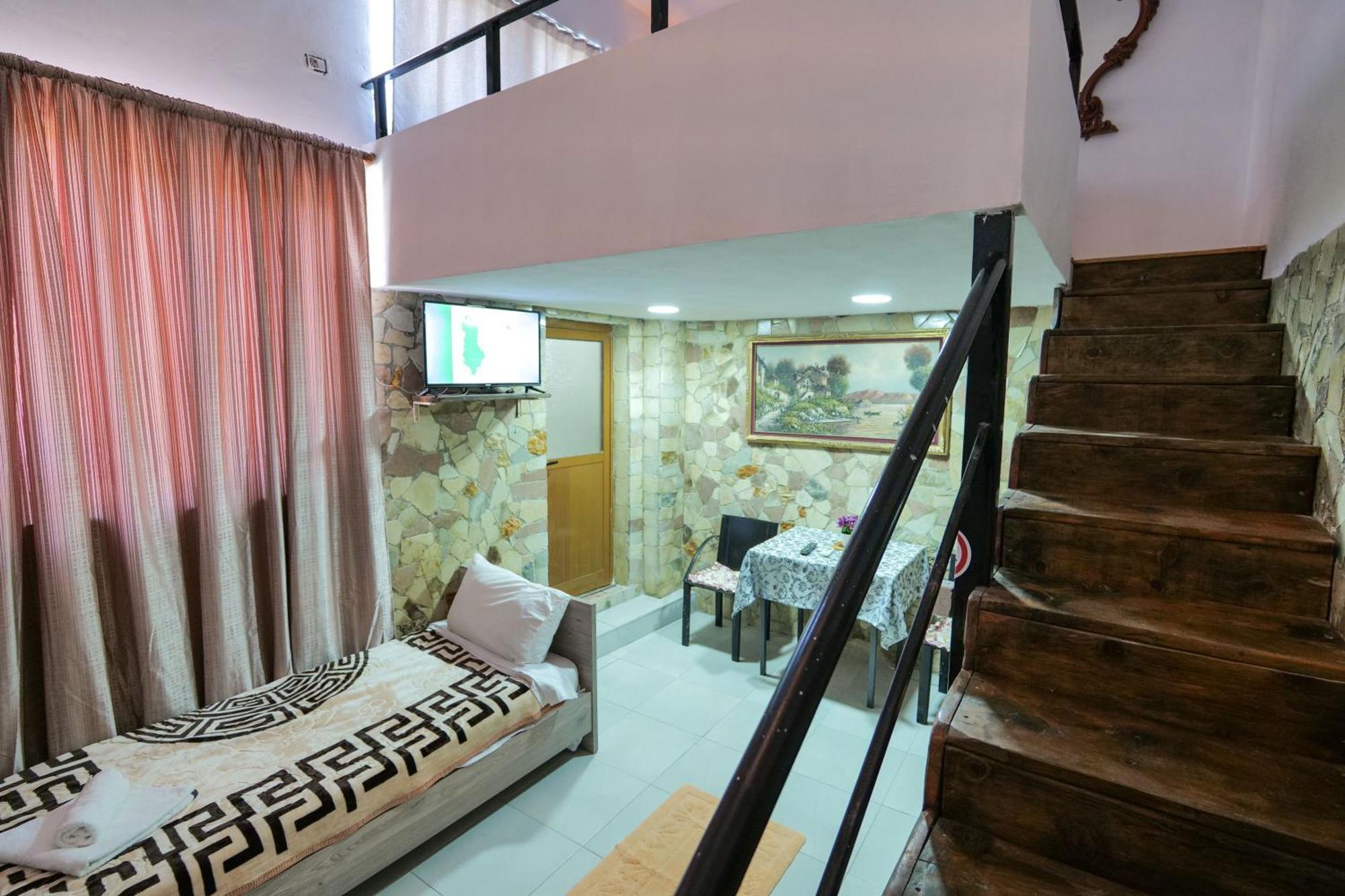 Garden Villa Lake Side & Glamping Ksamil Dış mekan fotoğraf