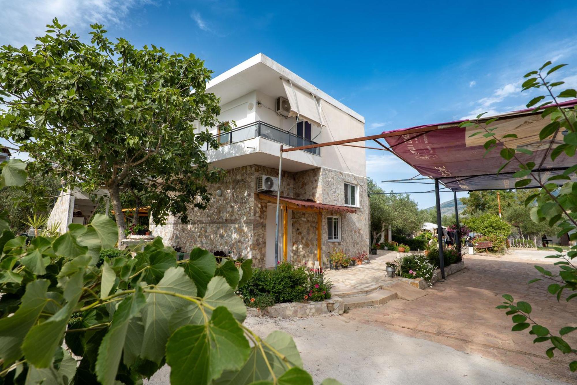 Garden Villa Lake Side & Glamping Ksamil Dış mekan fotoğraf