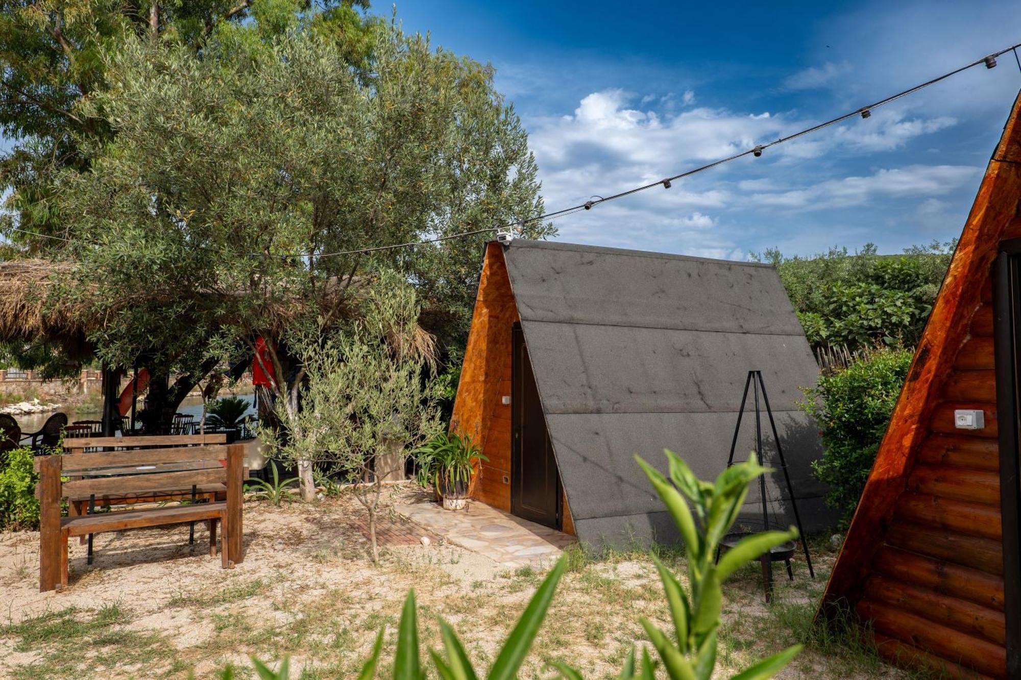 Garden Villa Lake Side & Glamping Ksamil Dış mekan fotoğraf