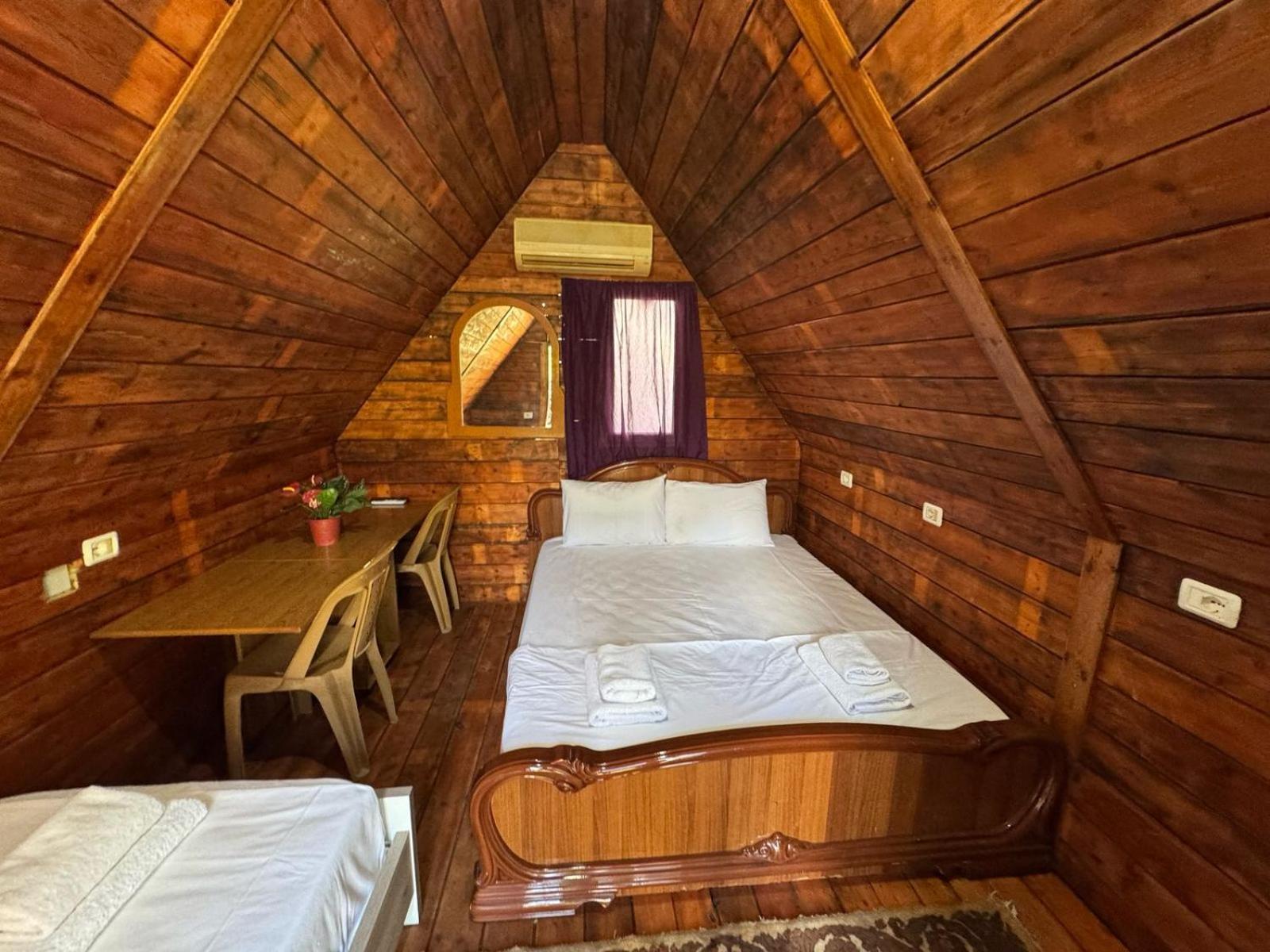 Garden Villa Lake Side & Glamping Ksamil Dış mekan fotoğraf